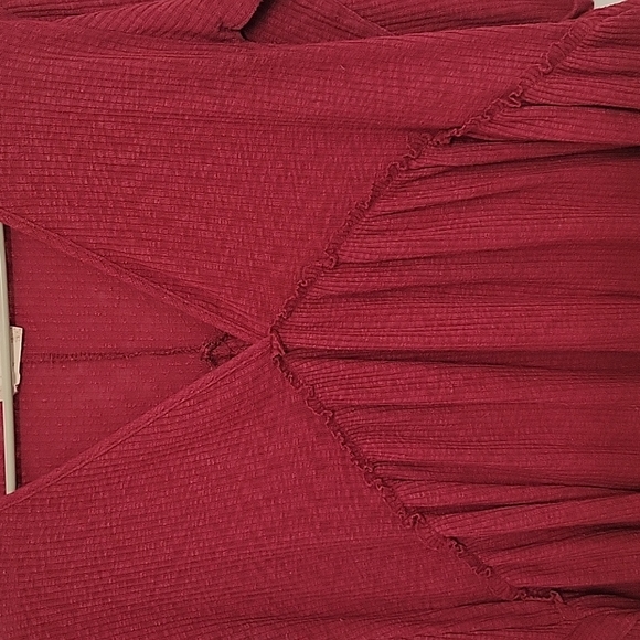 Altar'd State Red V Neck Blouse - Picture 4 of 7